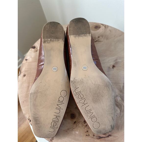 Calvin Klein Brown Croc Embossed Flats Square Toe Size 8M - Picture 4 of 4
